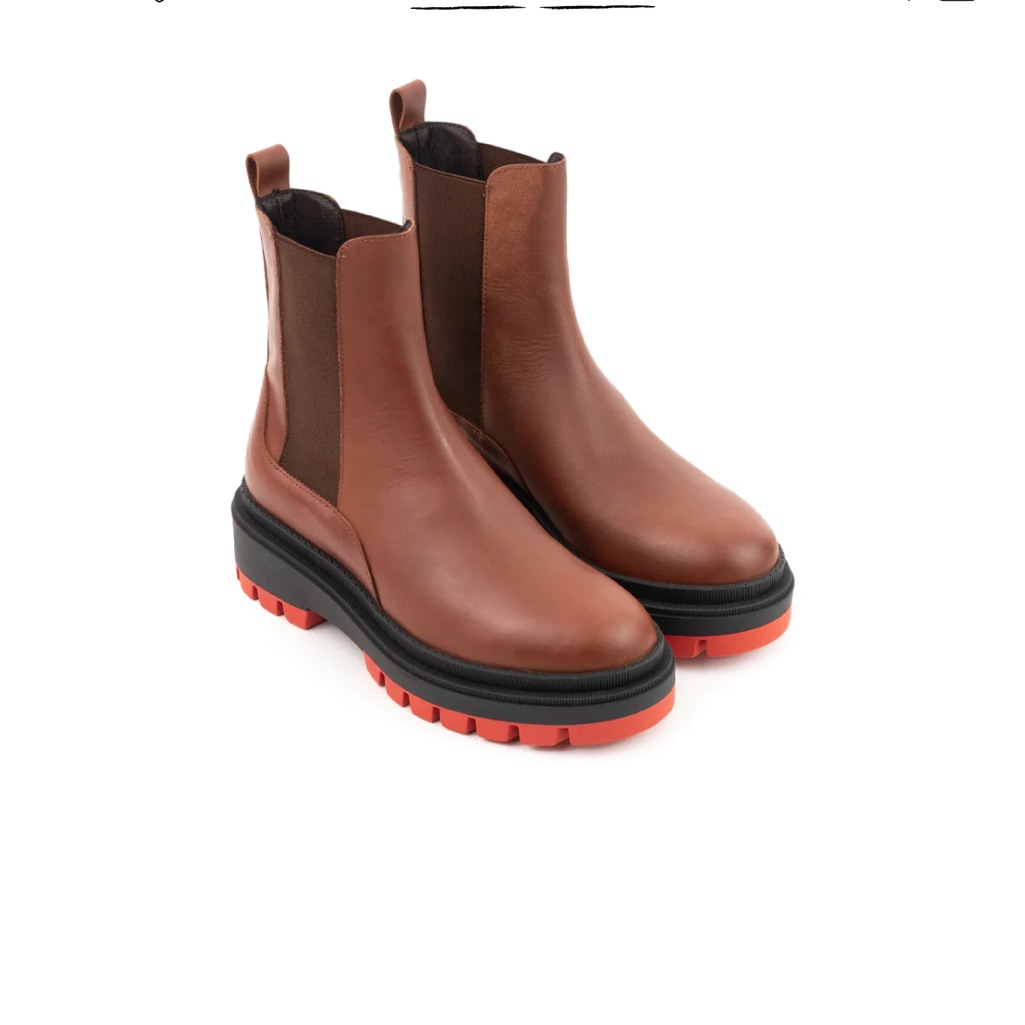 L'intervalle Brown Leather Chelsea Booties With Red Lug Sole